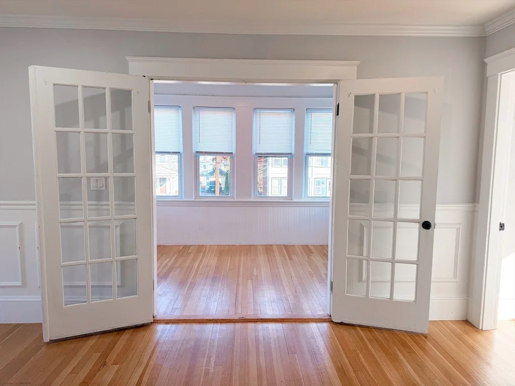 41 Pond St, Framingham