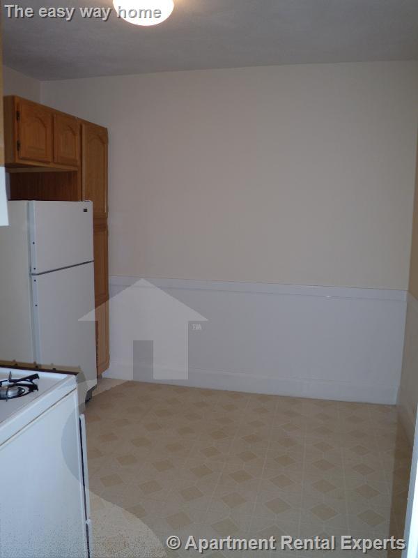 1 bed, 1 bath apartment for rent at 158 Summer Unit Somerville, Spring Hill — photo 2 of 10