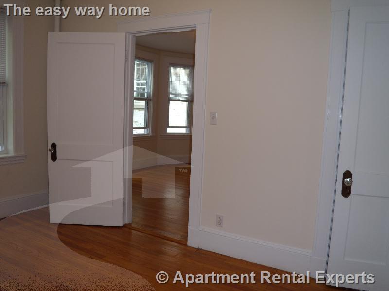 1 bed, 1 bath apartment for rent at 158 Summer Unit Somerville, Spring Hill — photo 8 of 10