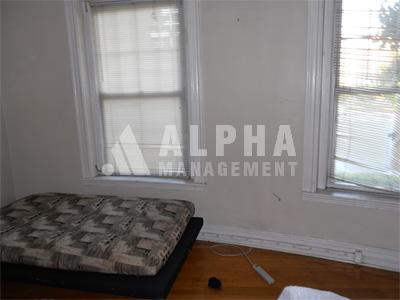 3 bed, 1 bath apartment for rent at 1232 Beacon St Unit 4, North Brookline — photo 6 of 10