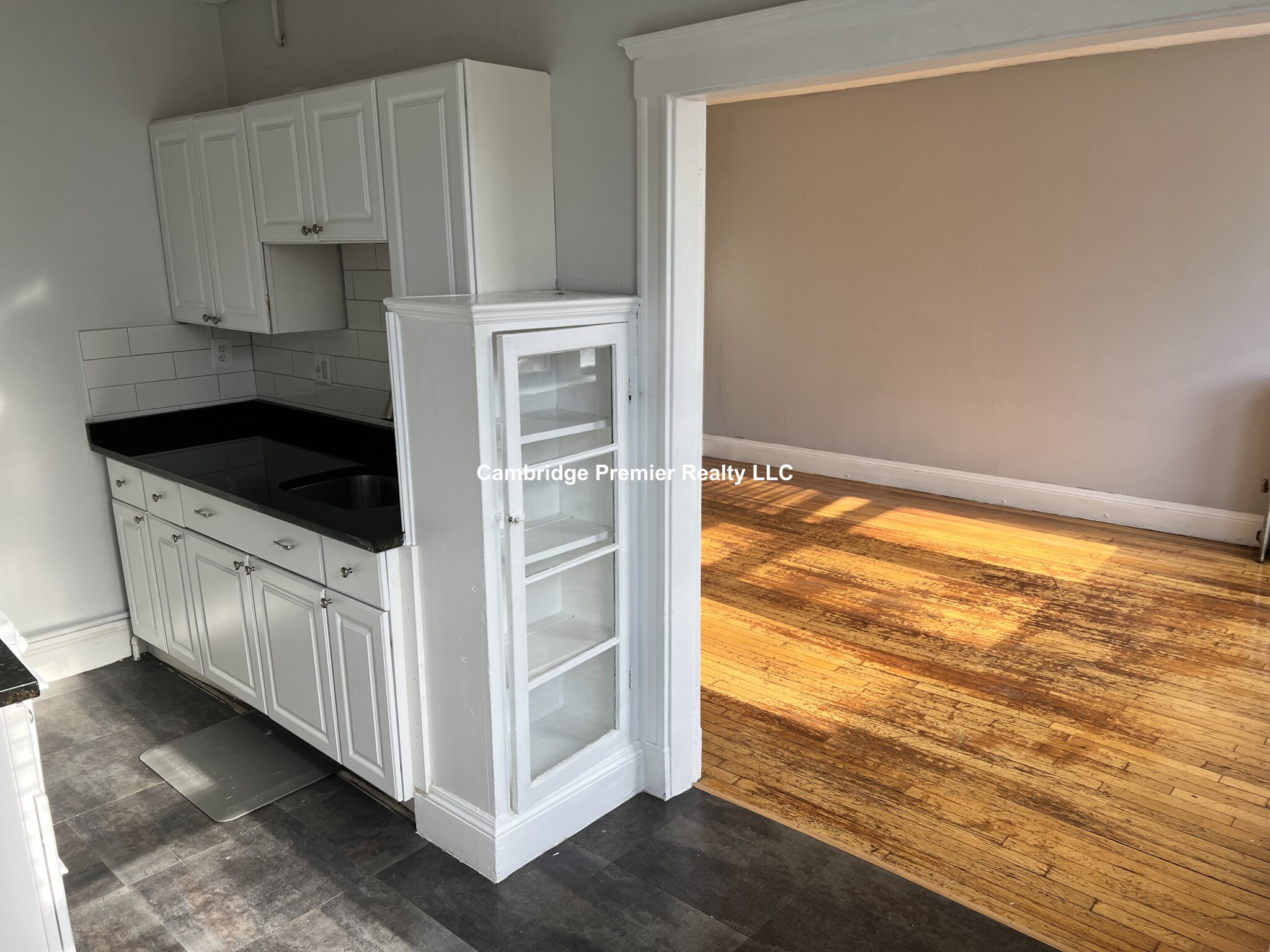 335 Harvard St, Mid-Cambridge