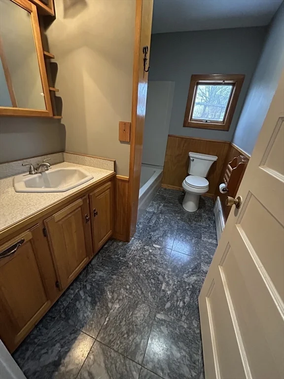 46 Hambly, Fall River