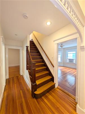 41 Ossipee Rd, Teele Square