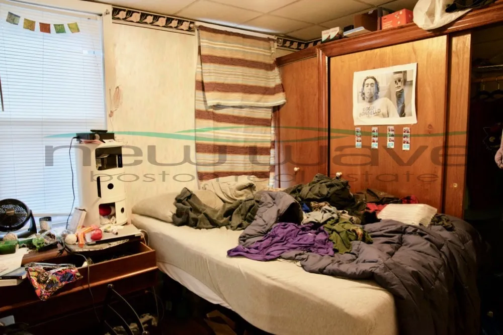 205 Hillside St, Mission Hill