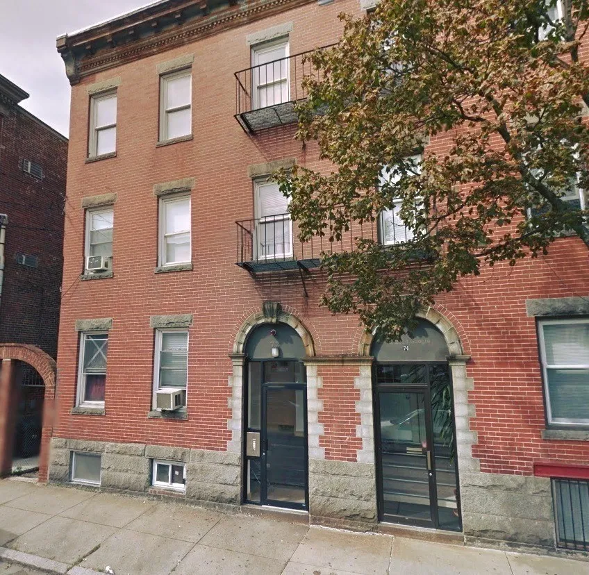 72 Frankfort St, East Boston