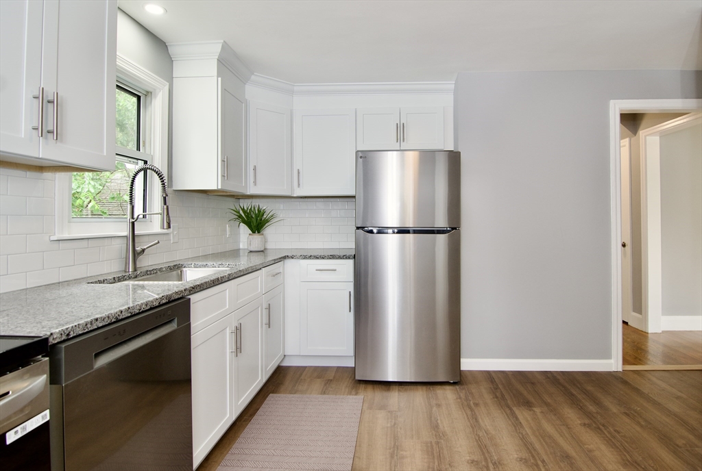 63 Grandview St, East Forest Park