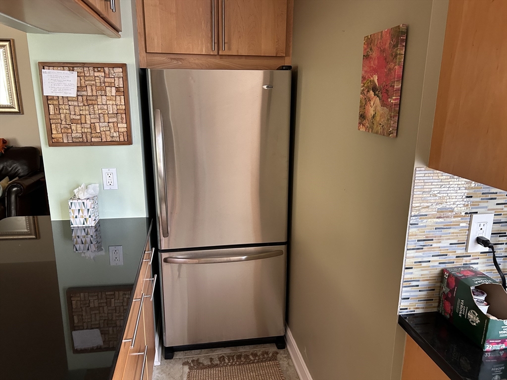 27 Bowdoin, Beacon Hill