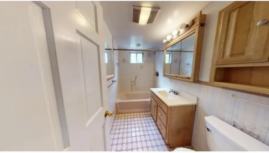 5 Seagrave Rd, North Cambridge