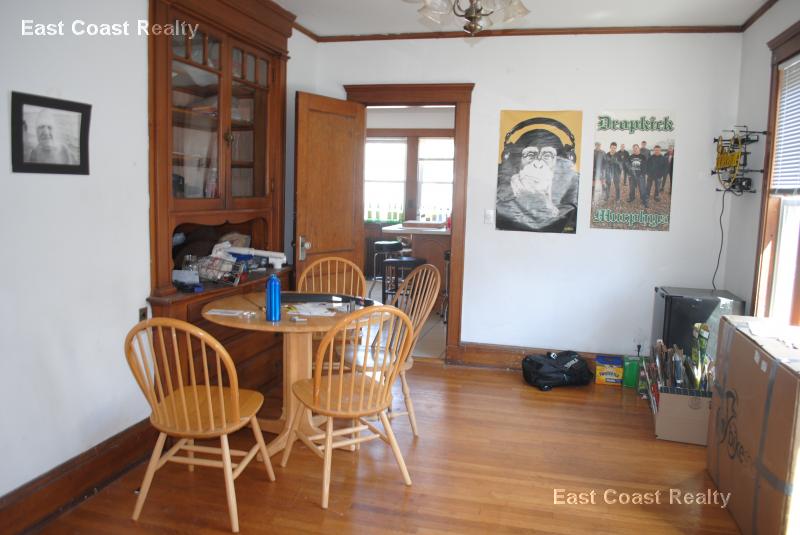 23 Moraine St, Jamaica Plain