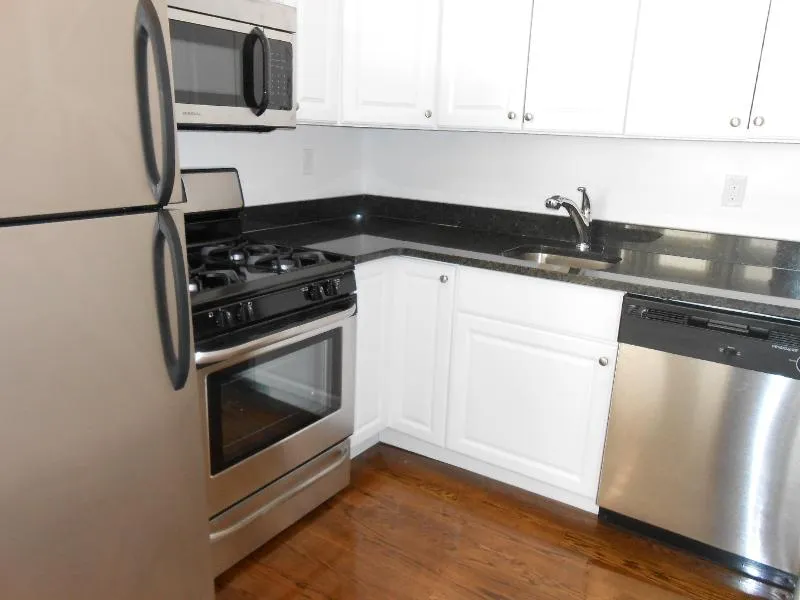 71 Brighton Ave, Allston