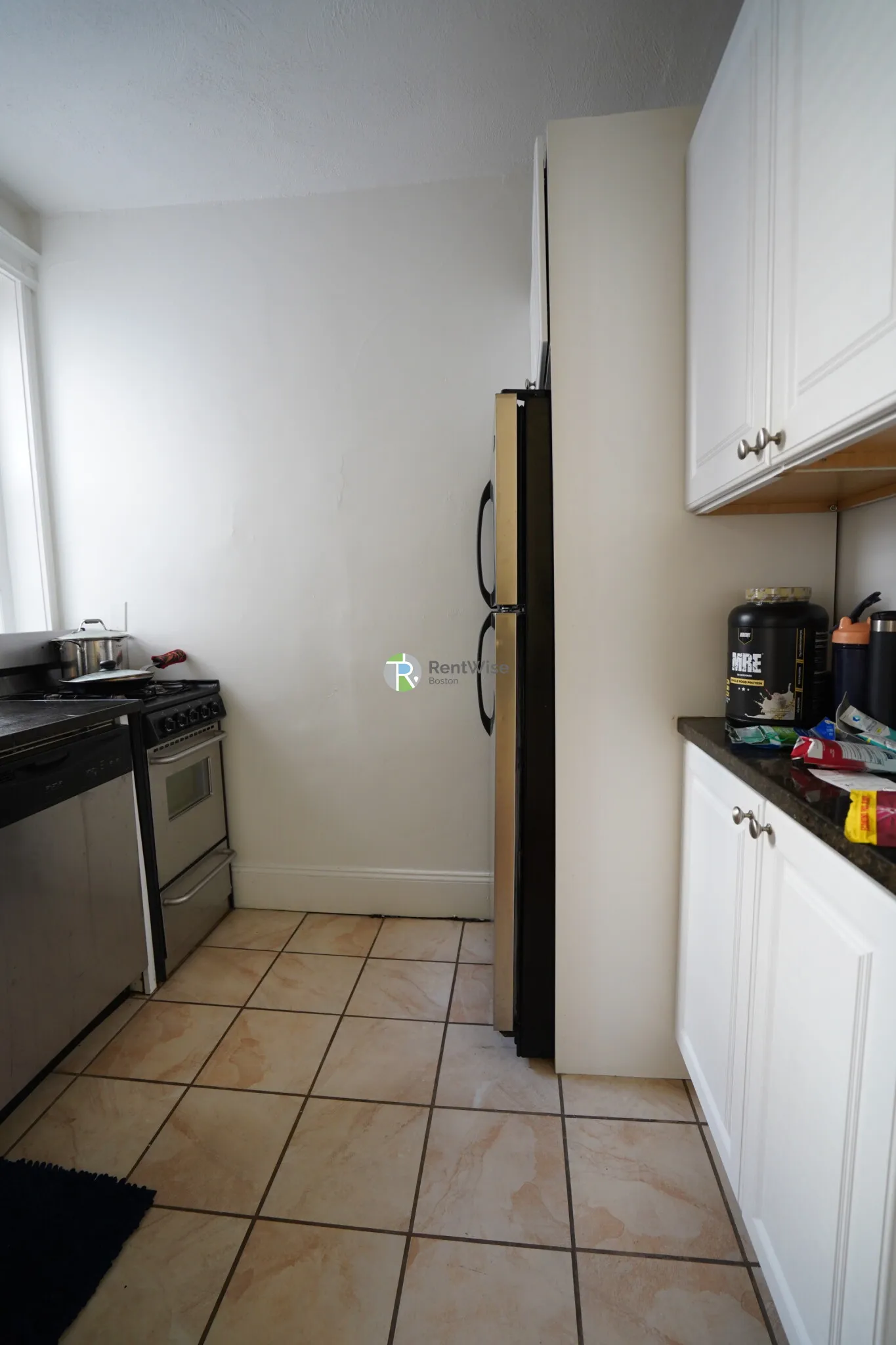 82 Brainerd Rd, Allston