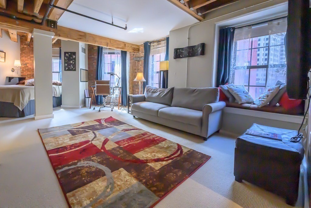 99-105 Broad, Waterfront