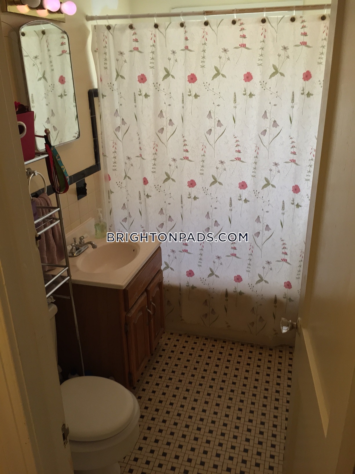2 bed, 1 bath apartment for rent at 2 Platt Rd Unit 1, Brighton — photo 8 of 49