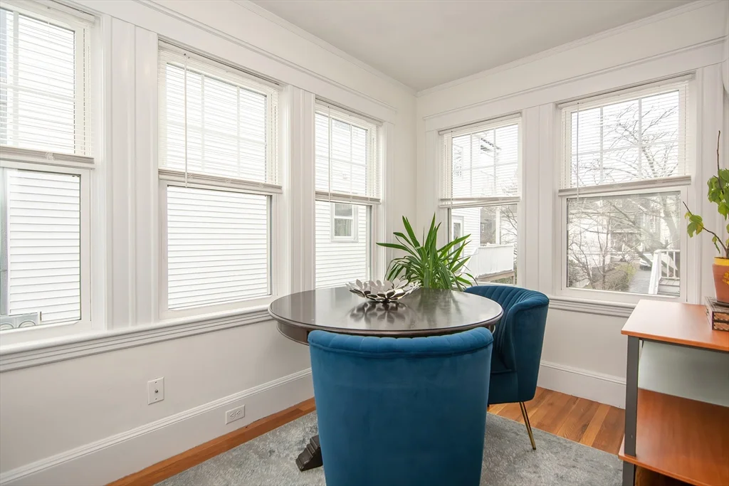 48 Farquhar St, Roslindale