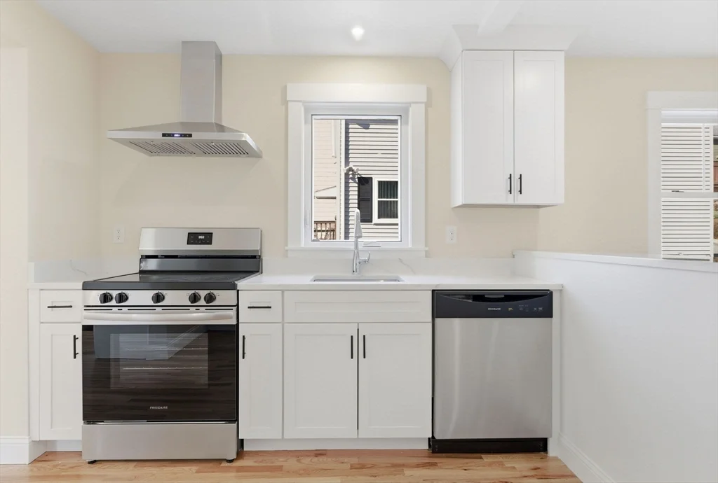 20 Beacon St, Gloucester