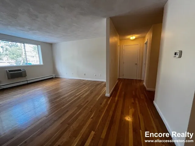 88 Gardner St, Allston