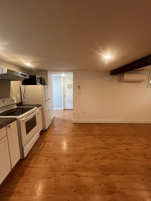 18 Silver Lake, Nonantum