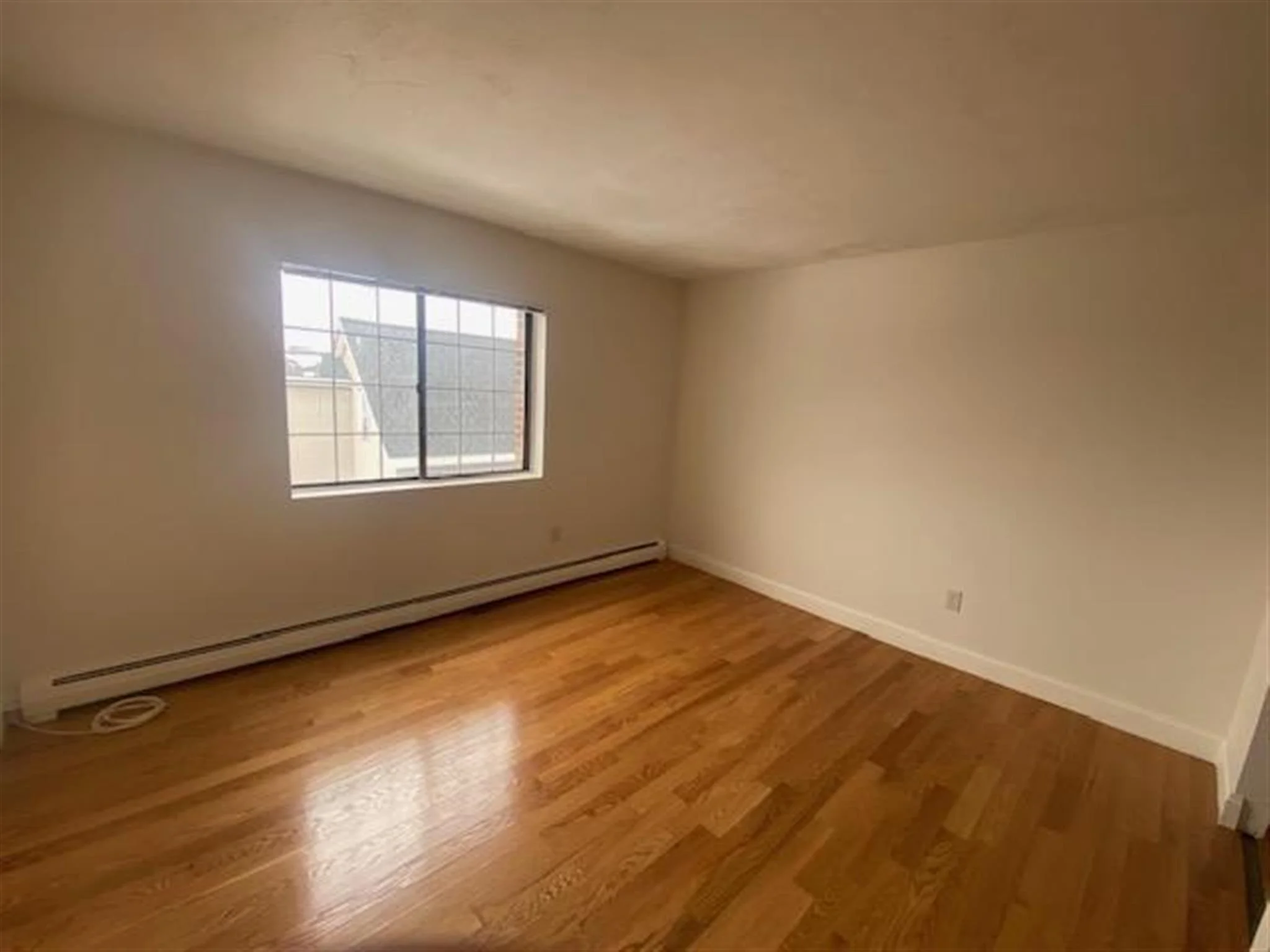 474 Broadway, Magoun Square