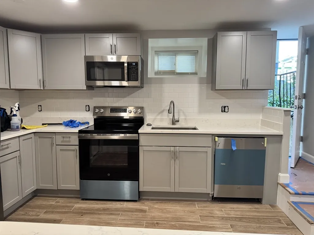 24 W Tremlett, Dorchester