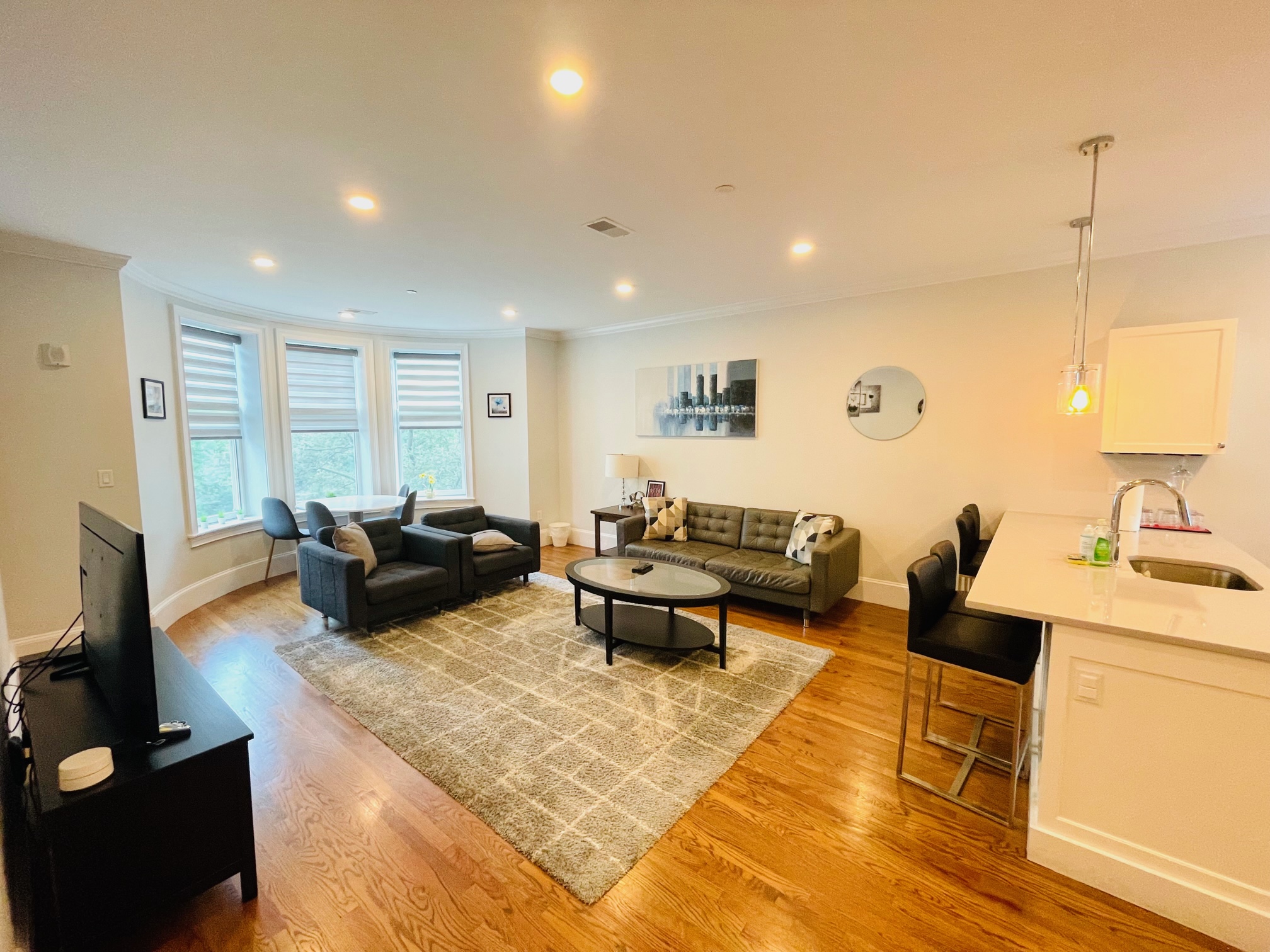 1240 Beacon St, North Brookline