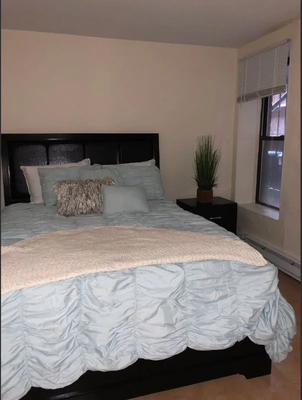 90 Saint Botolph St, Back Bay