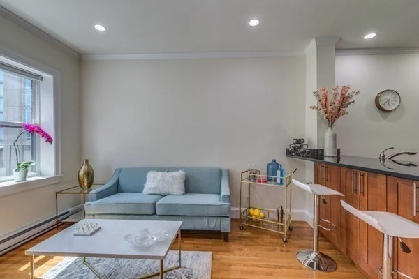 15 Garrison St, Back Bay