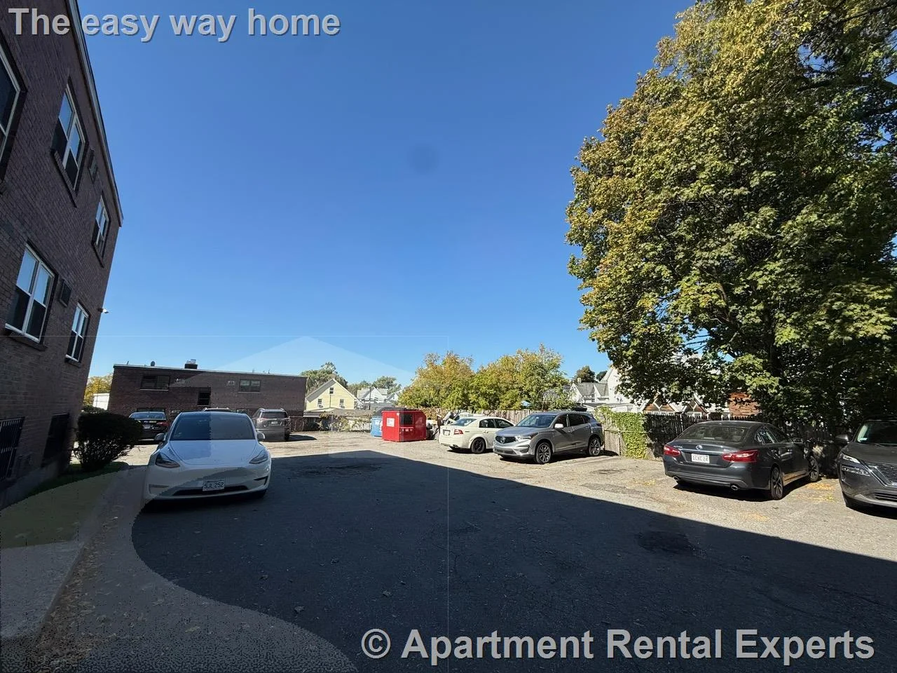 80 Bow St, Magoun Square