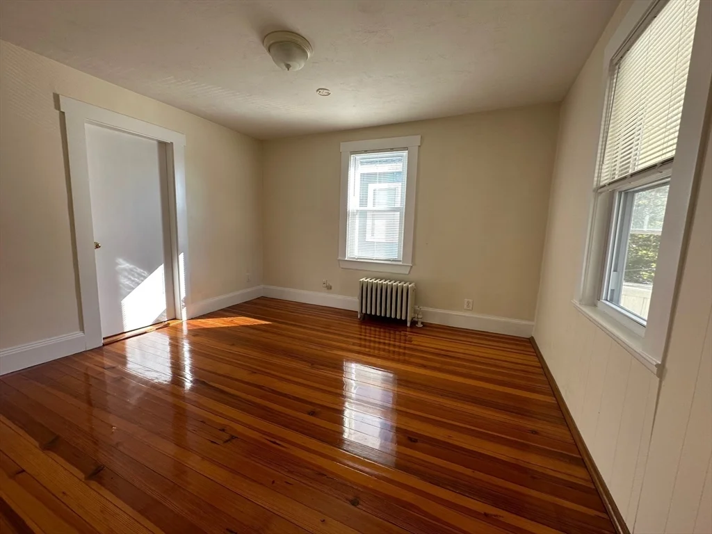 65 Walnut St, Belmont