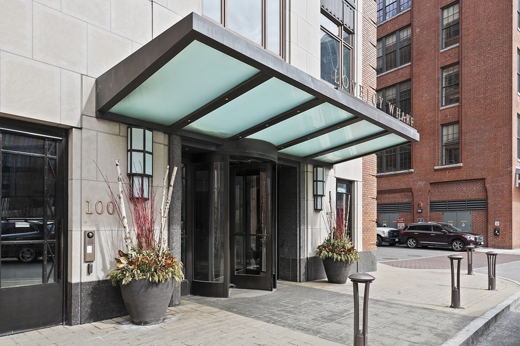 100 Lovejoy Wharf, North End