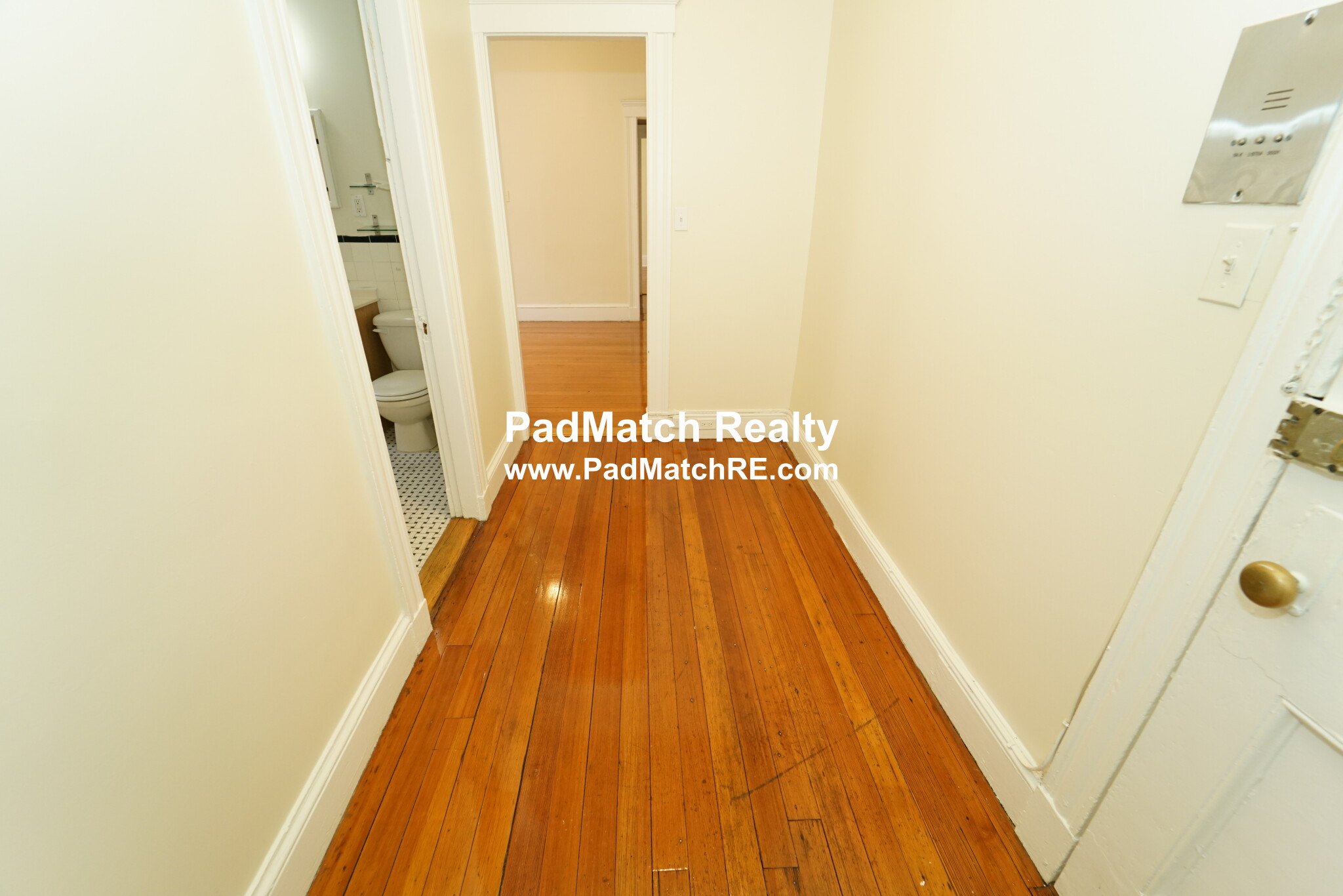 208 Winthrop Rd, Aspinwall Hill