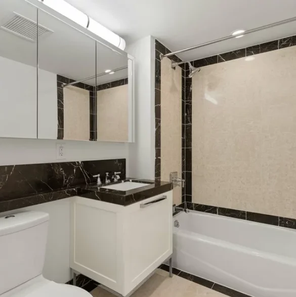 135 Clarendon St, Back Bay