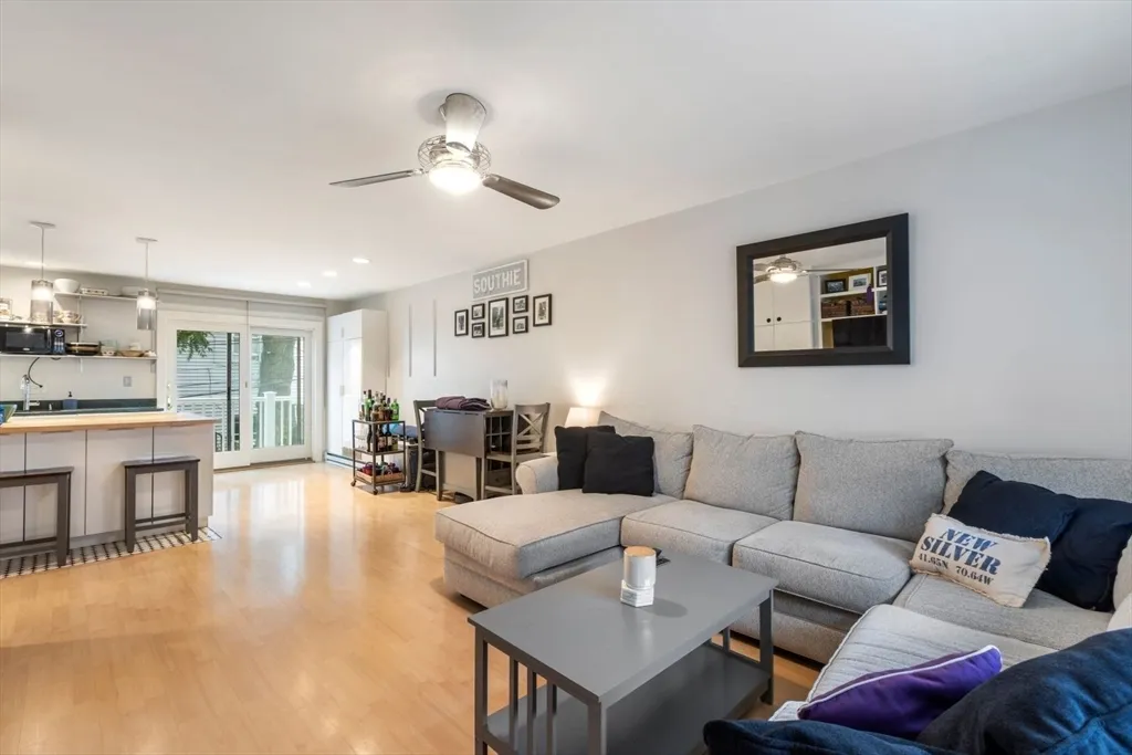 63 Bolton St, South Boston