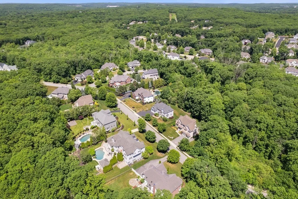 12 Ronald C Meyer Dr, North Attleboro