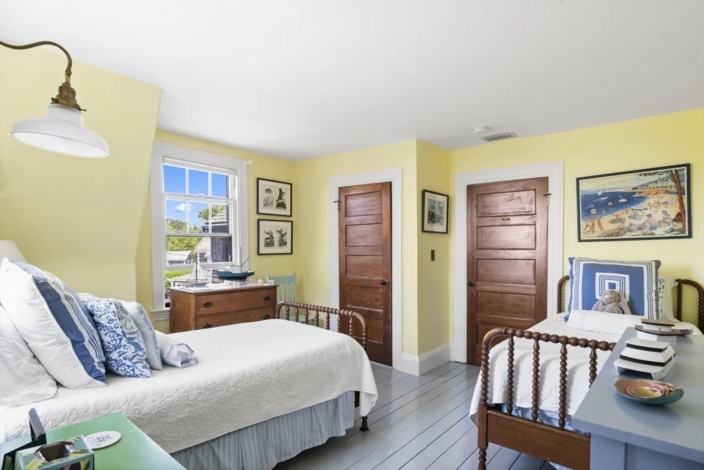 21 Mckinley, Nantucket