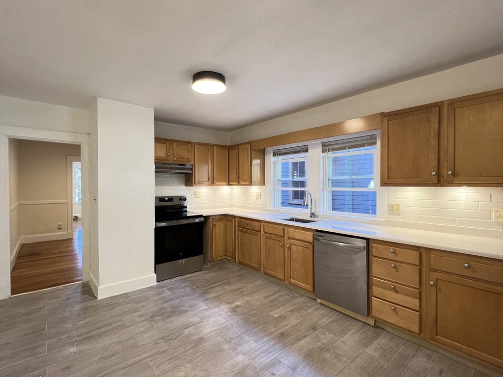 29 Sherman St, Neighborhood Nine