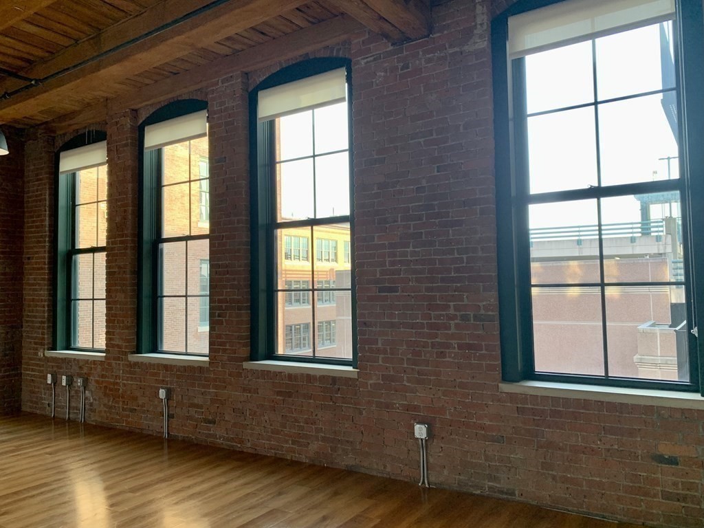 49 Melcher, South Boston