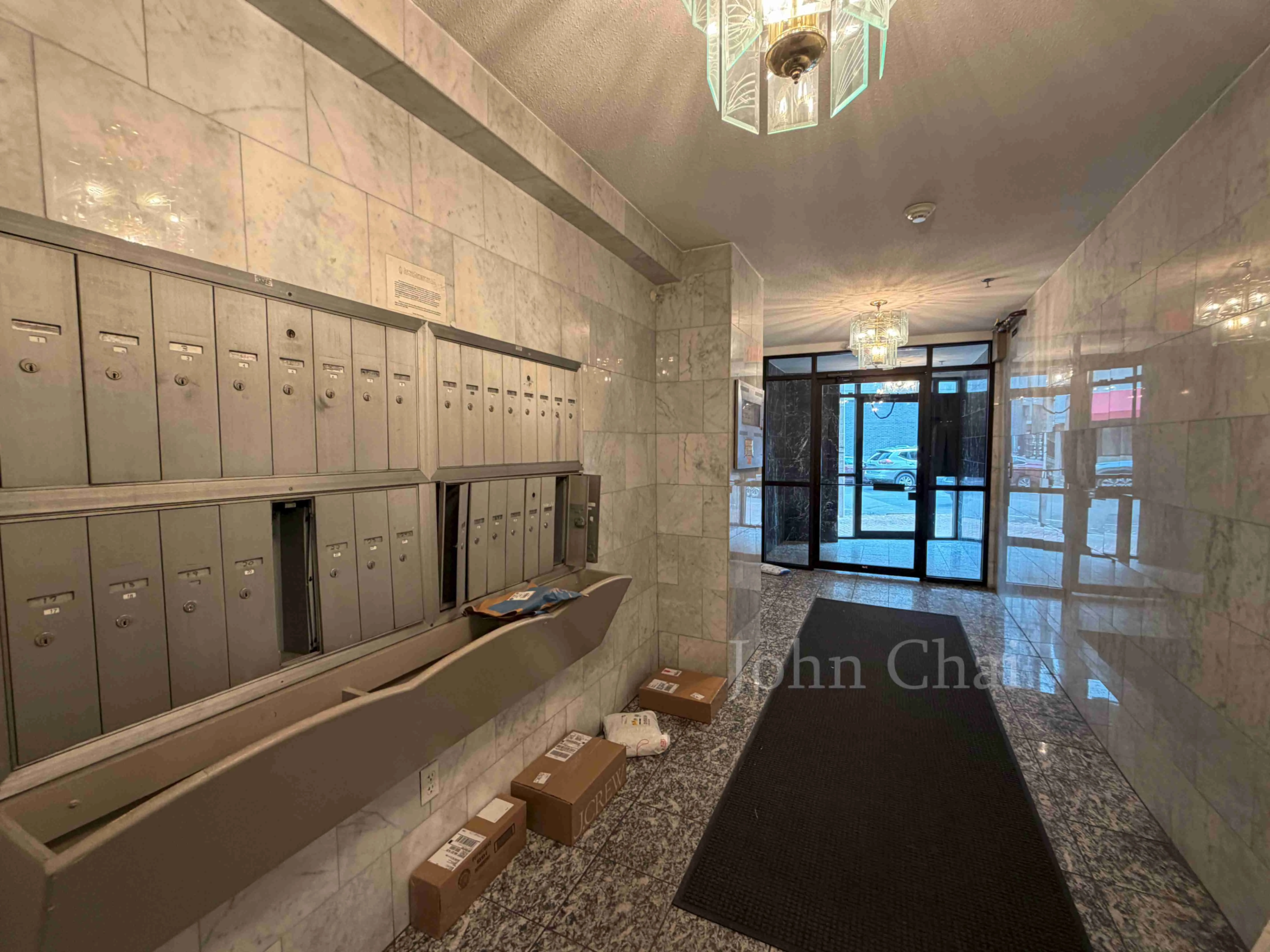 231 Harrison Ave, Chinatown