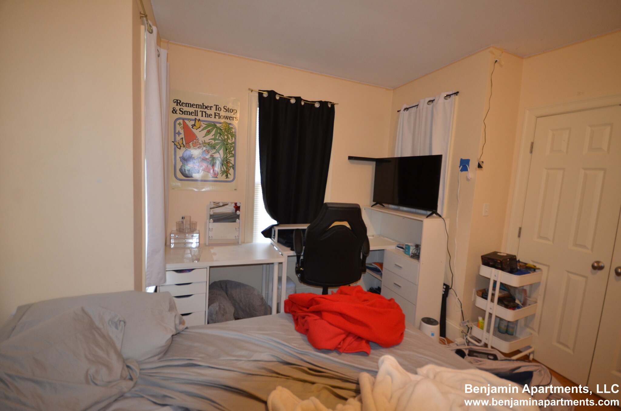 35 Pratt St, Allston