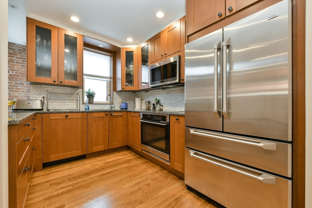 1038 Beacon St, Brookline