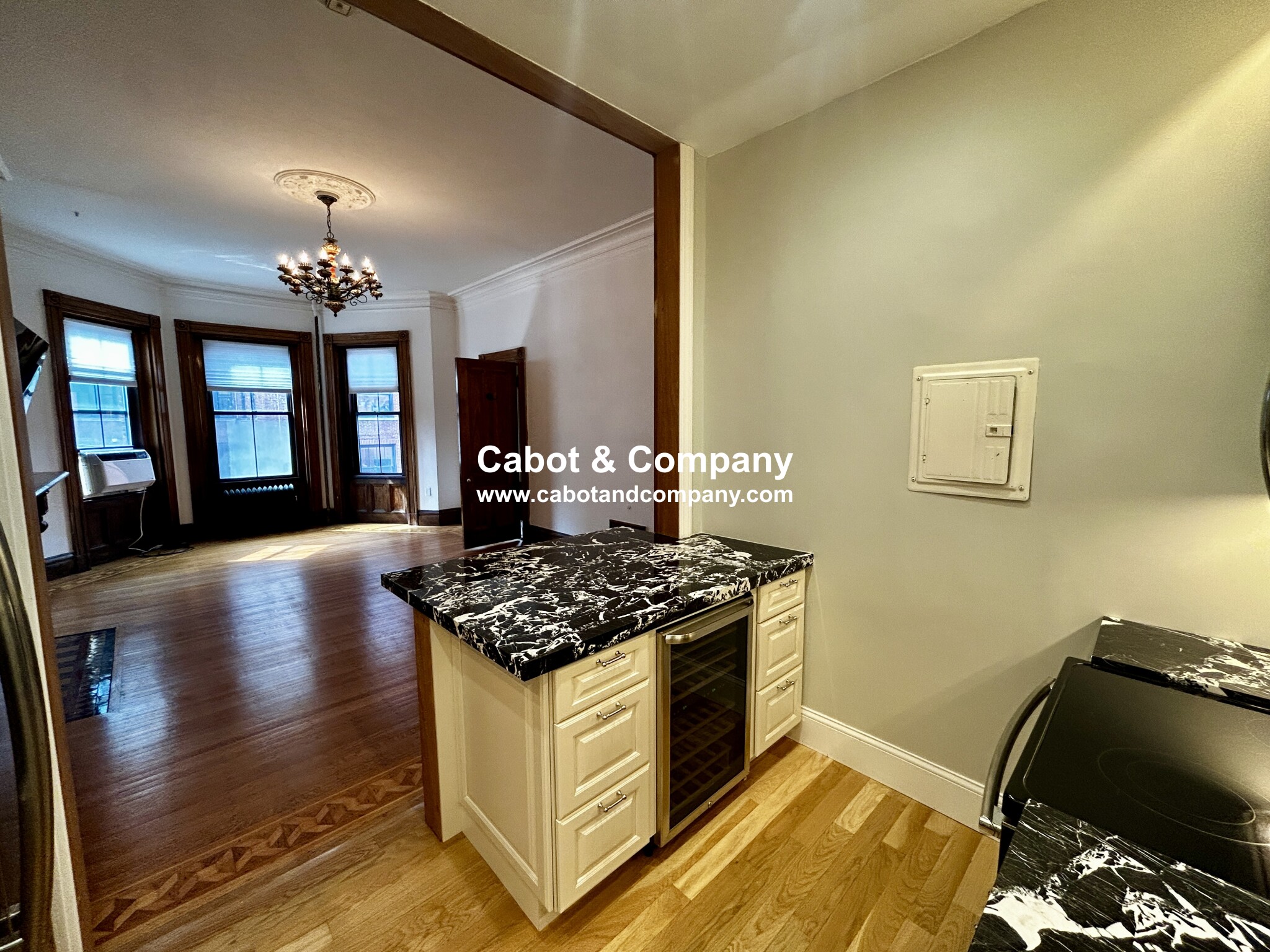 144 Commonwealth Ave, Back Bay