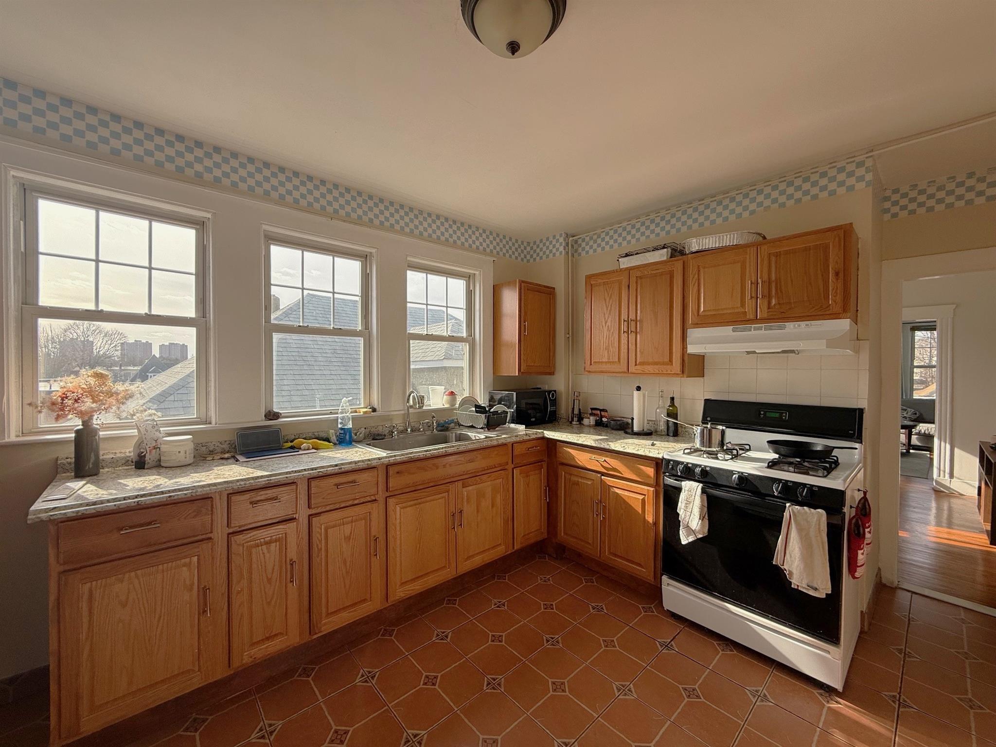 74 Newbury St, Teele Square