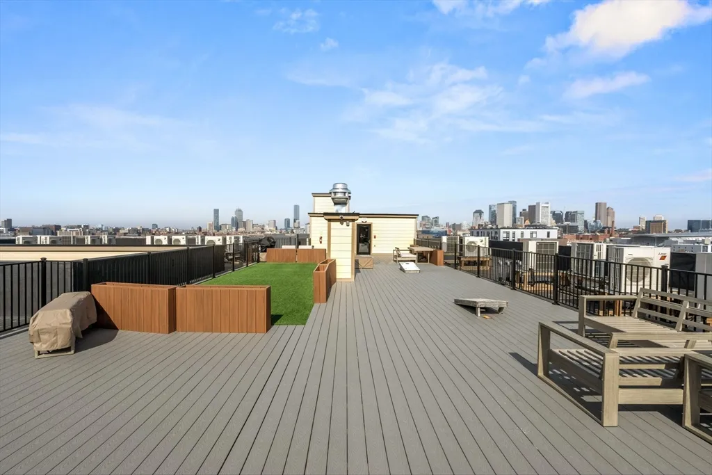 457 West Broadway, South Boston