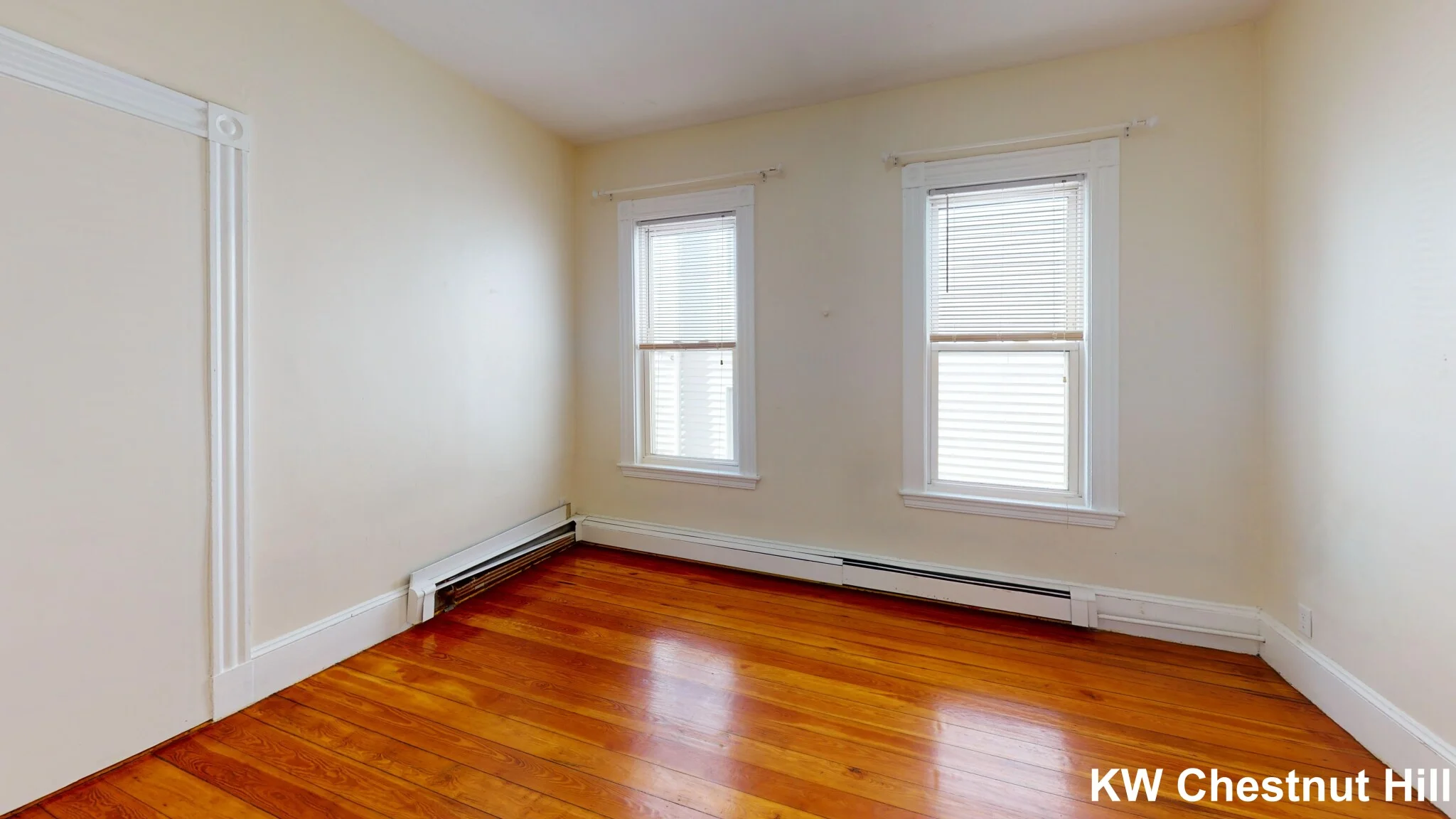 7 Sunset St, Mission Hill