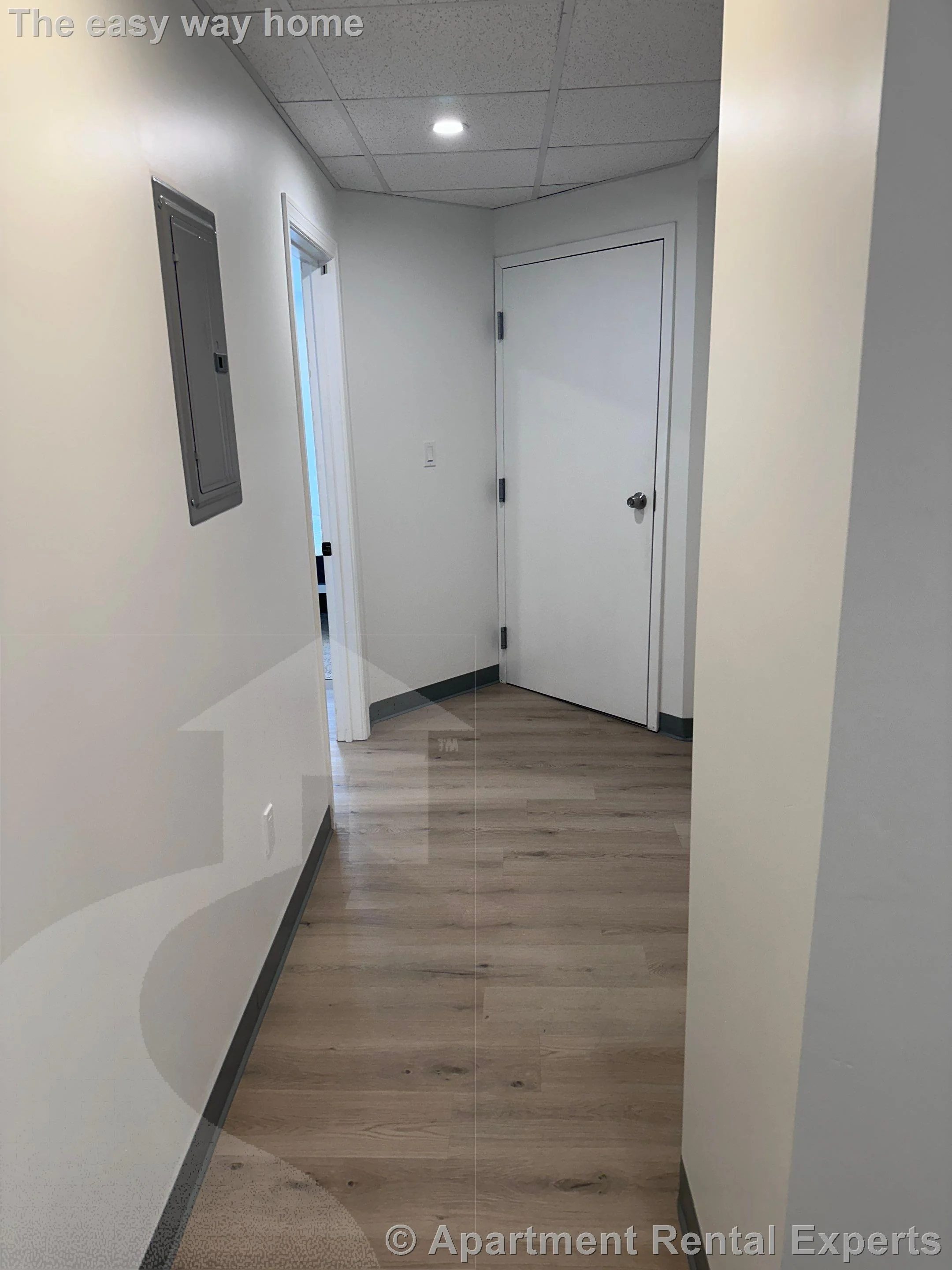 301-303 Boston Ave, Tufts