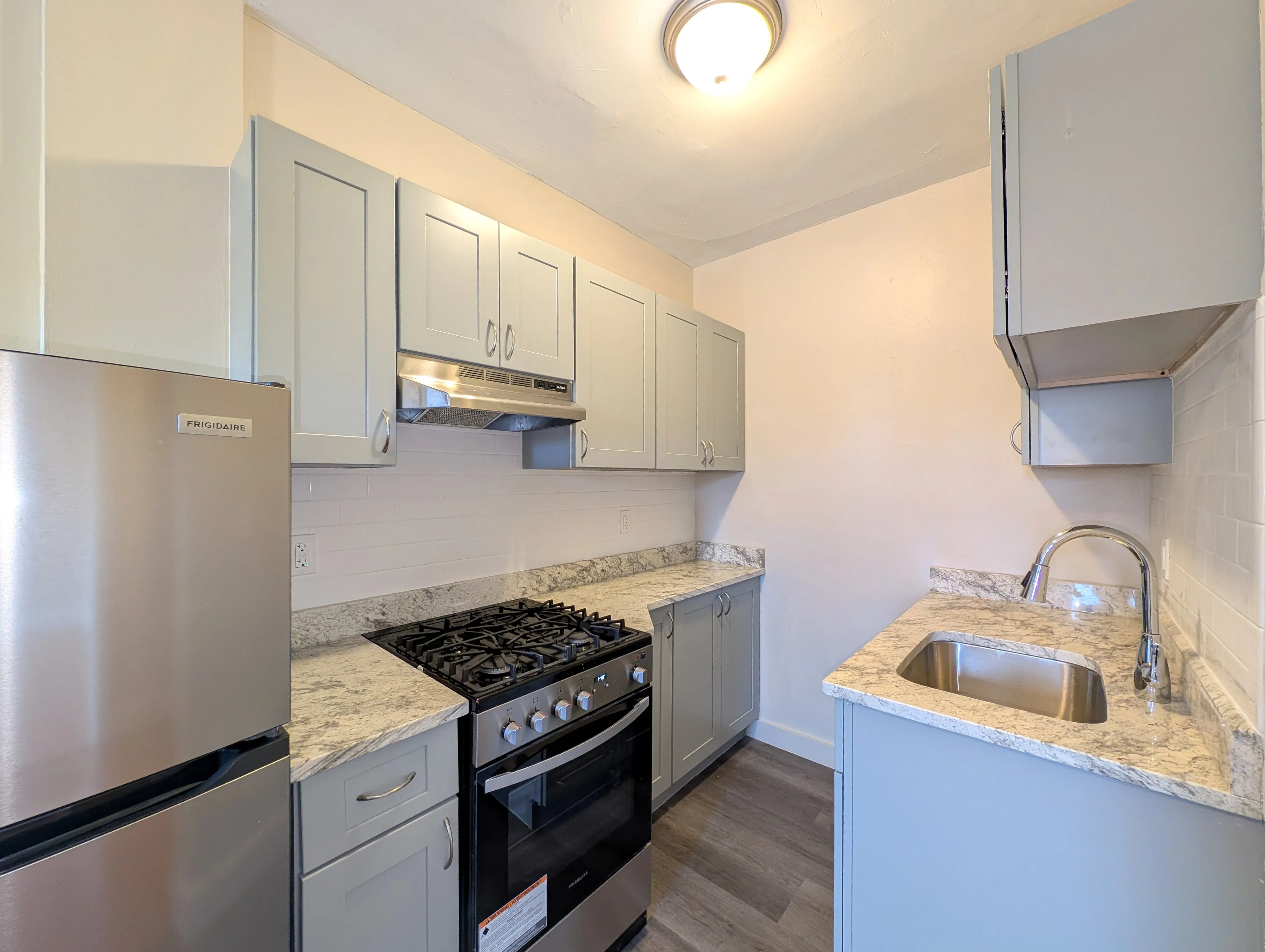 4 Cogswell Ave, North Cambridge