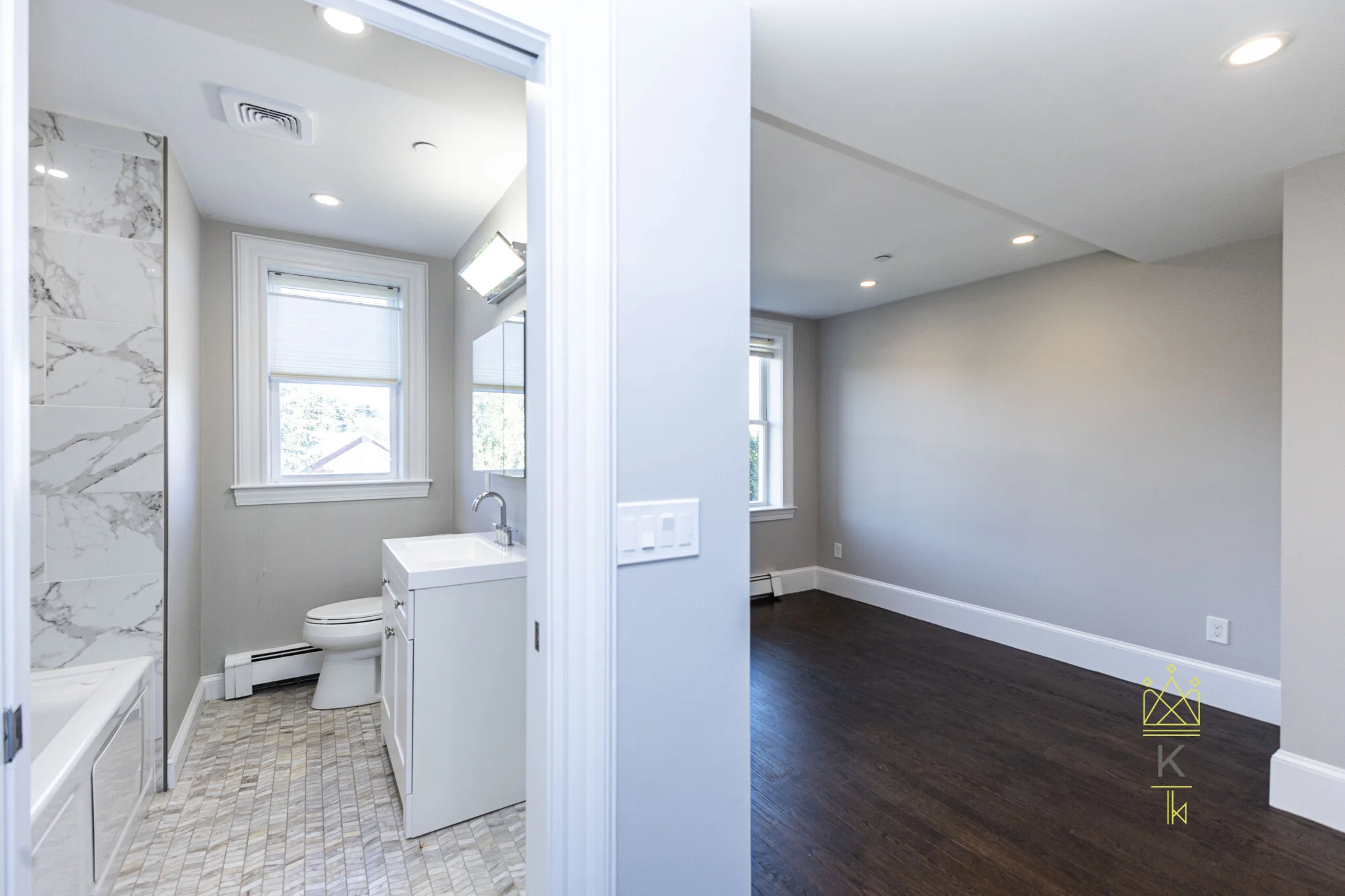 85 Regent St, Roxbury