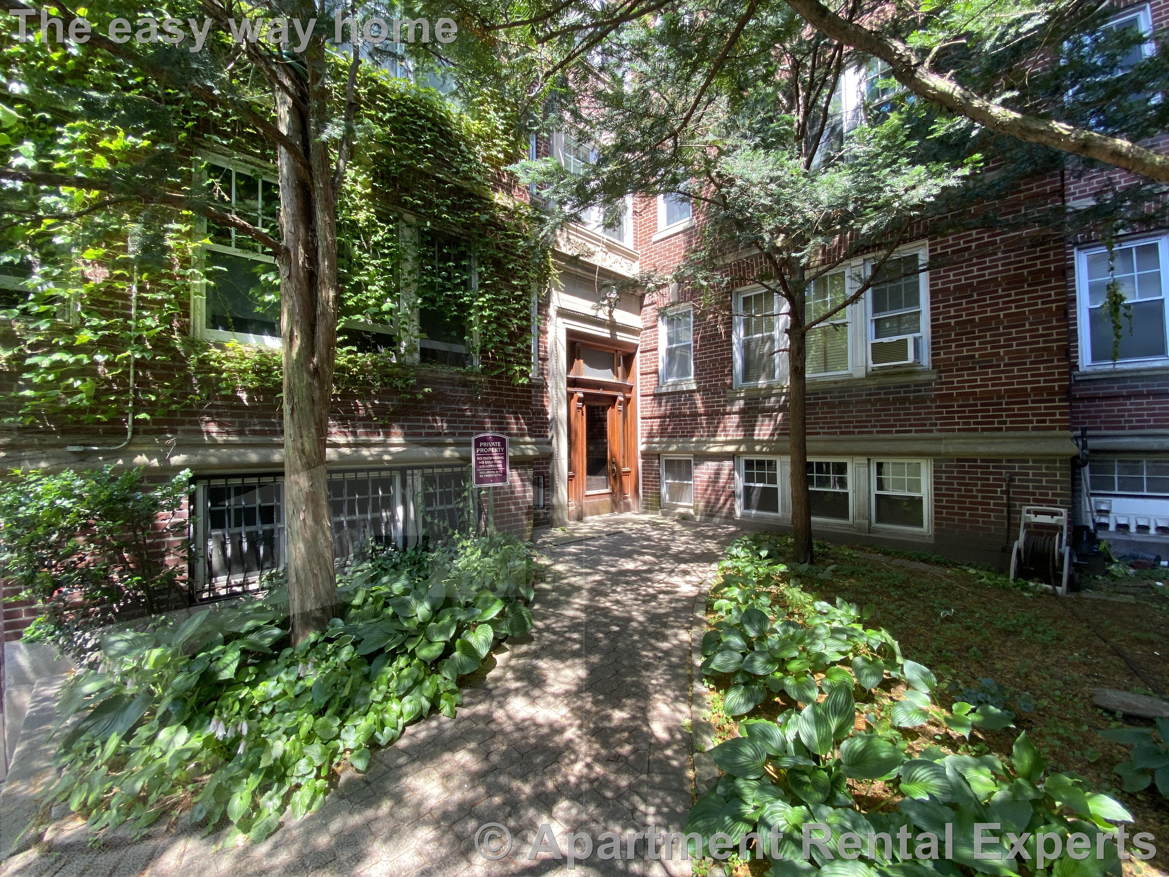 1699 Cambridge St, Harvard Square