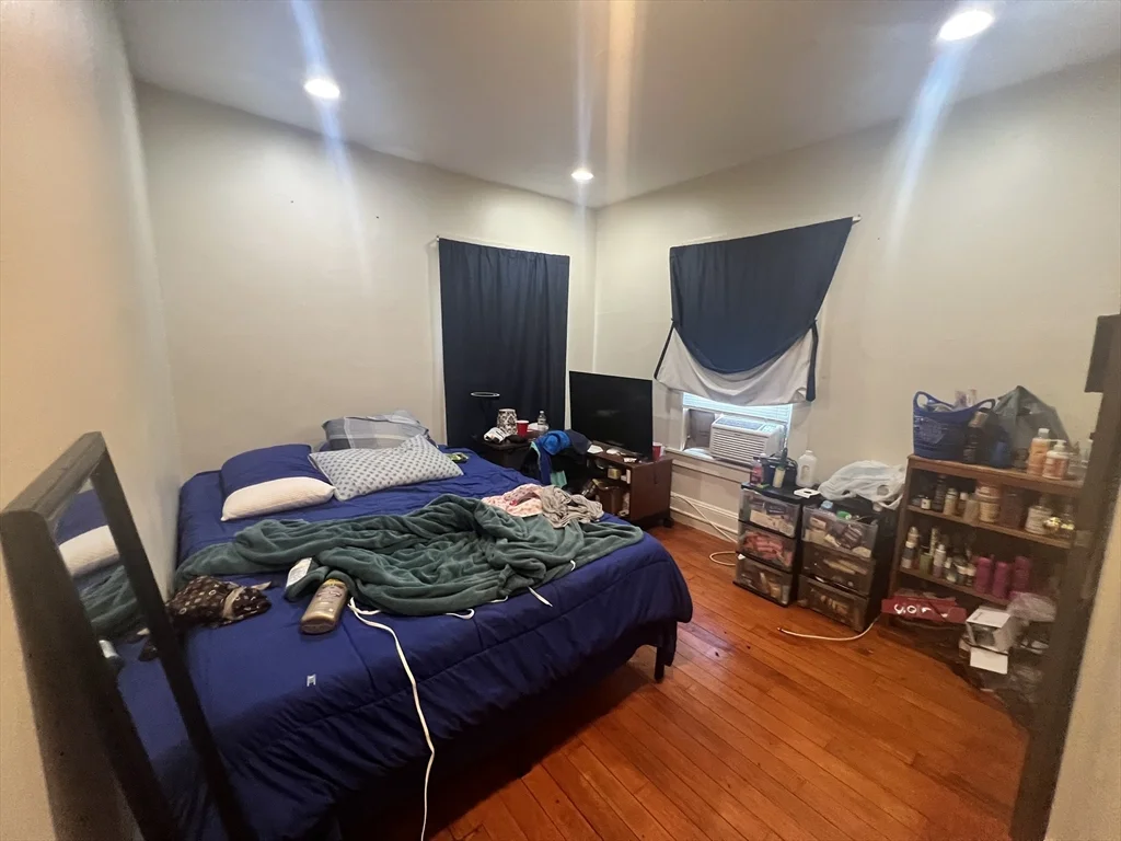 75 Intervale St, Brockton