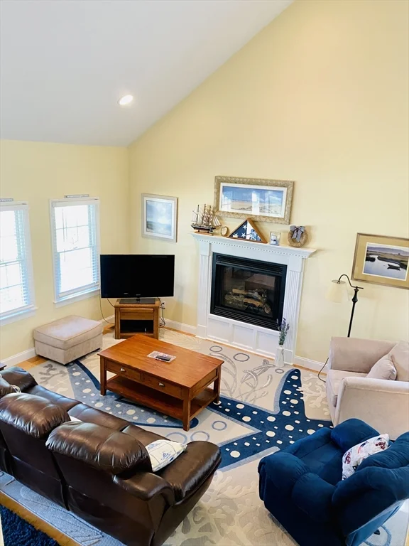 21 Richfield, Sand Hills