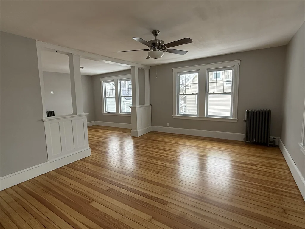 153 Oakland Ave, Methuen